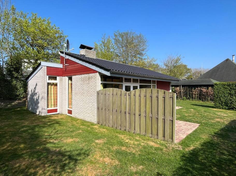 Knusse Bungalow Op Groen Park! Одорп Екстериор снимка